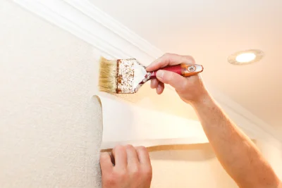 Pose de papier peint au Lorey — revêtements muraux et toiles de verre